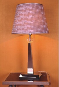 Decorative Pink Fabric Iron Table Lamp for Bedroom